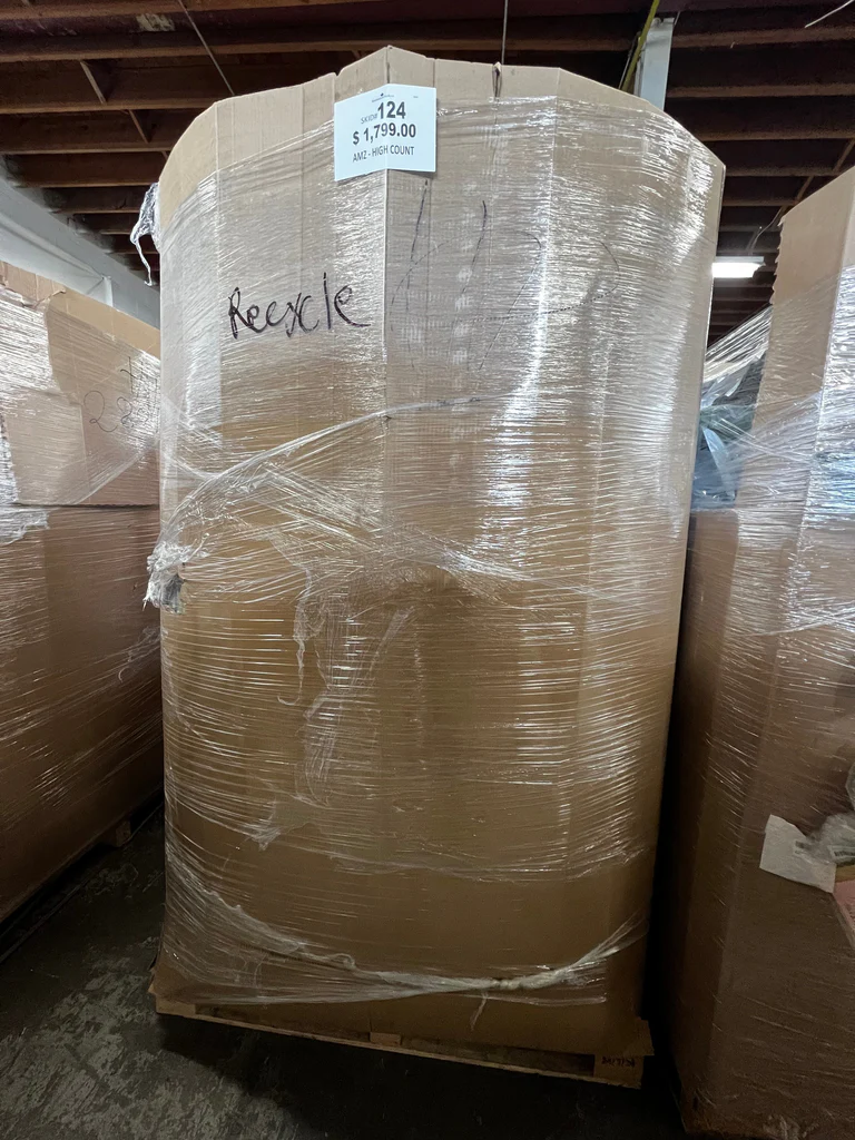 AMZ-High Count 7ft Liquidation Pallet #124