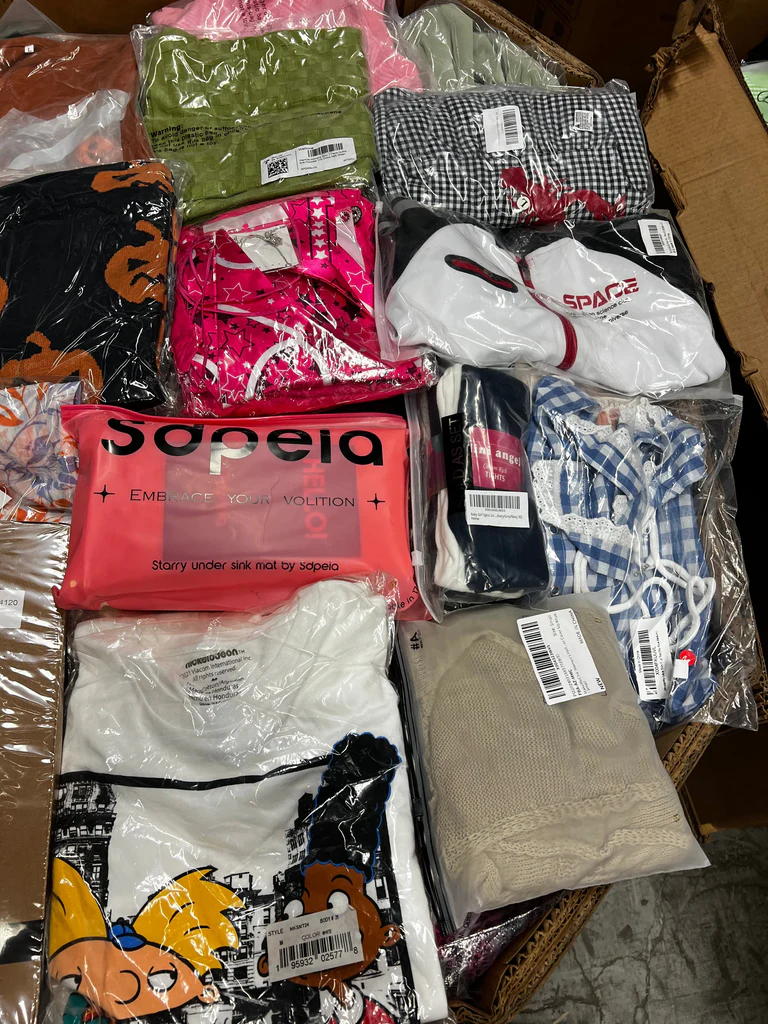 Amz Premium Clothing 500pcs - Image 3