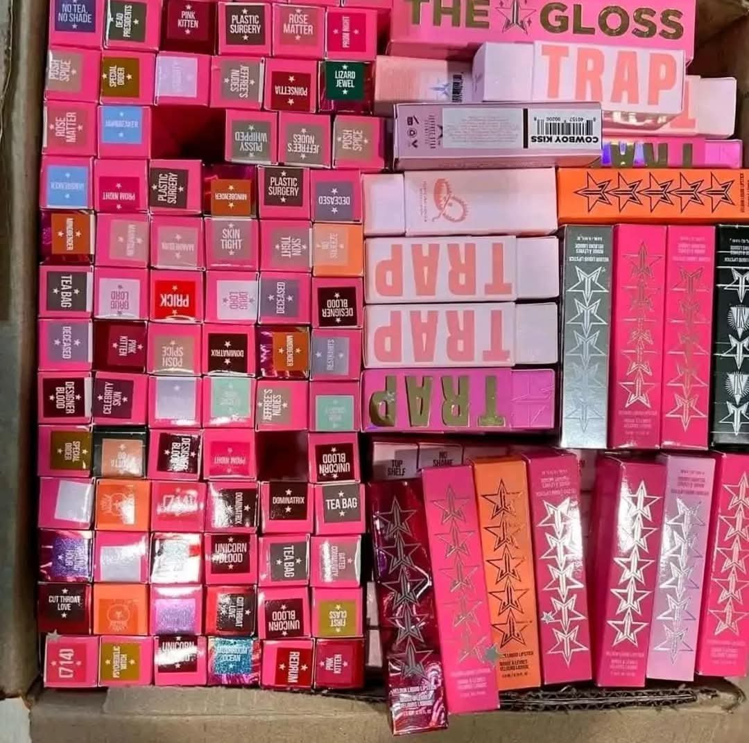 Jeffree Star Cosmetics Pallets - Image 3