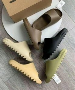 Yeezy Slides Pallets
